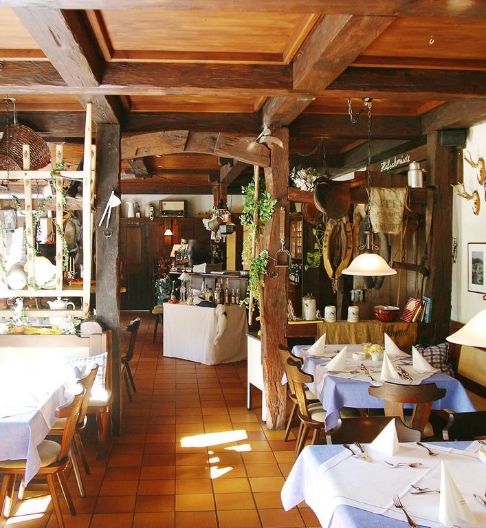 Hotel Gasthof Am Selteltor Wiesensteig Экстерьер фото