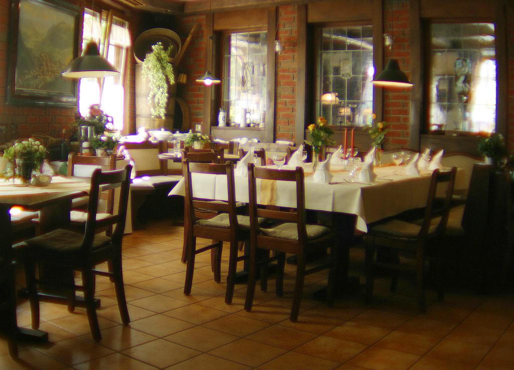 Hotel Gasthof Am Selteltor Wiesensteig Экстерьер фото