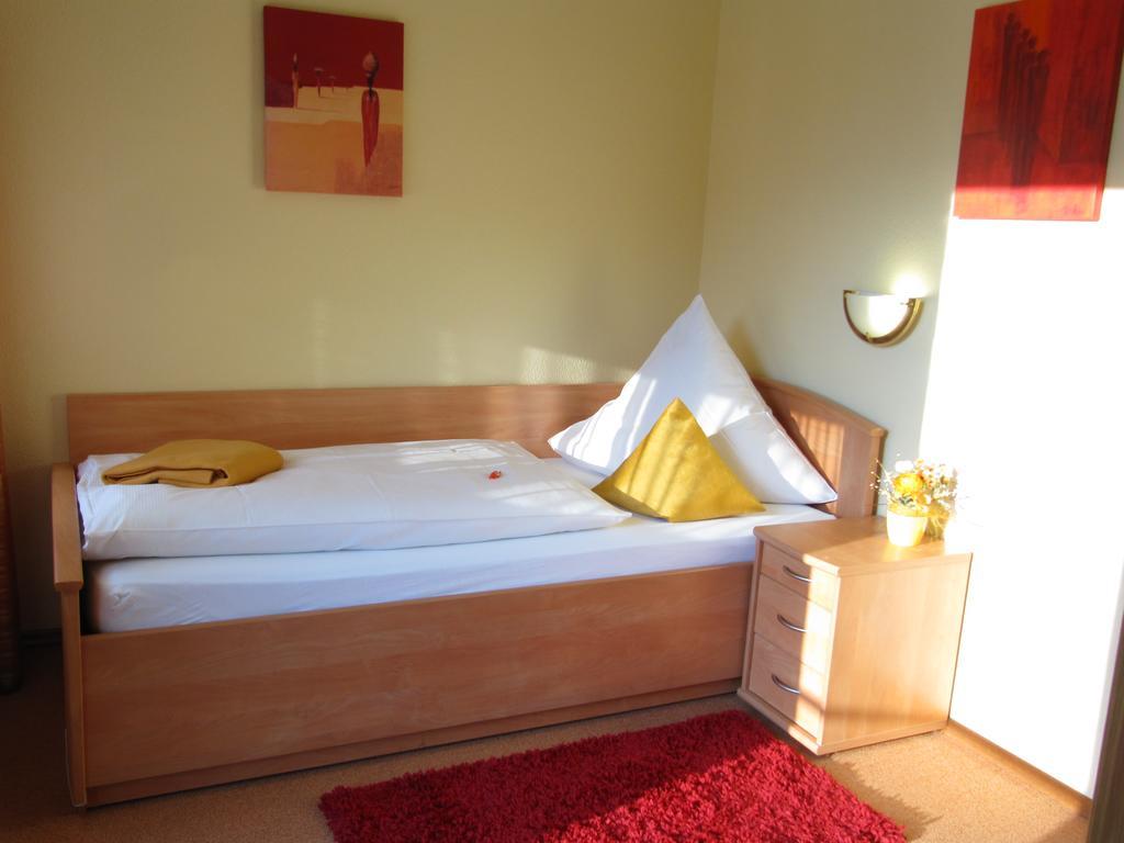 Hotel Gasthof Am Selteltor Wiesensteig Экстерьер фото