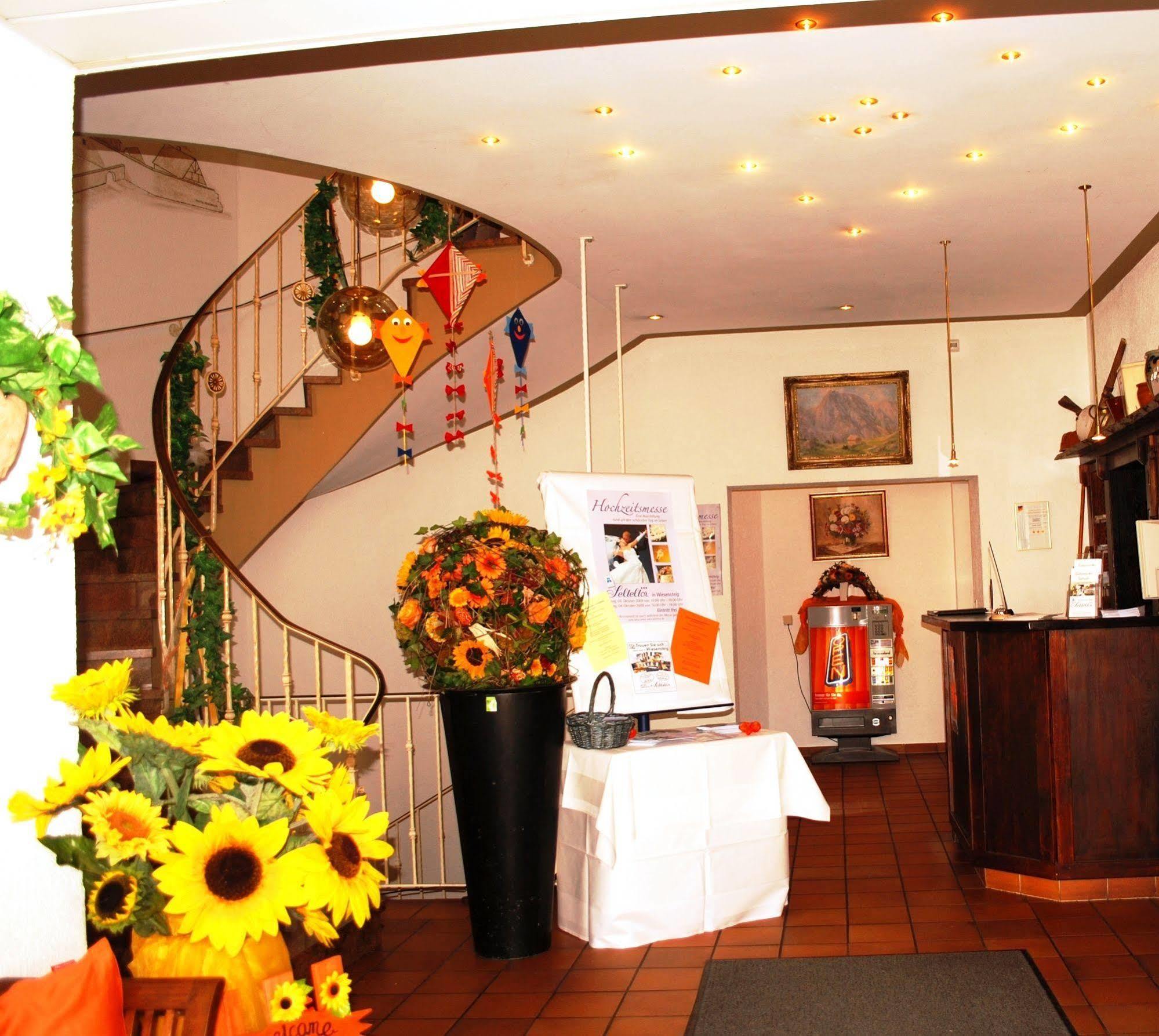 Hotel Gasthof Am Selteltor Wiesensteig Экстерьер фото