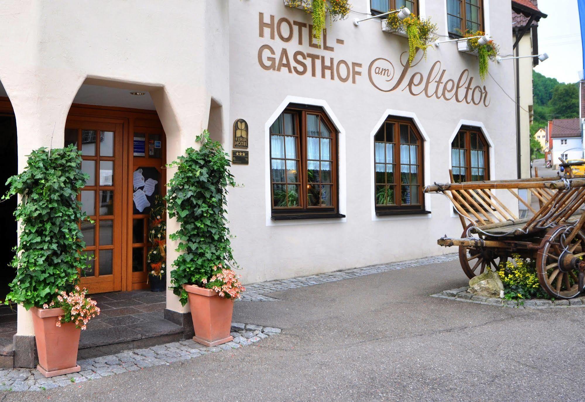 Hotel Gasthof Am Selteltor Wiesensteig Экстерьер фото